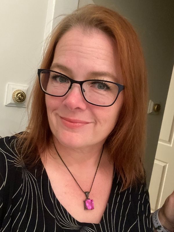 Meet Tammy – Java Momma’s Web Witch, Content Conjurer & Caffeinated Chaos Coordinator