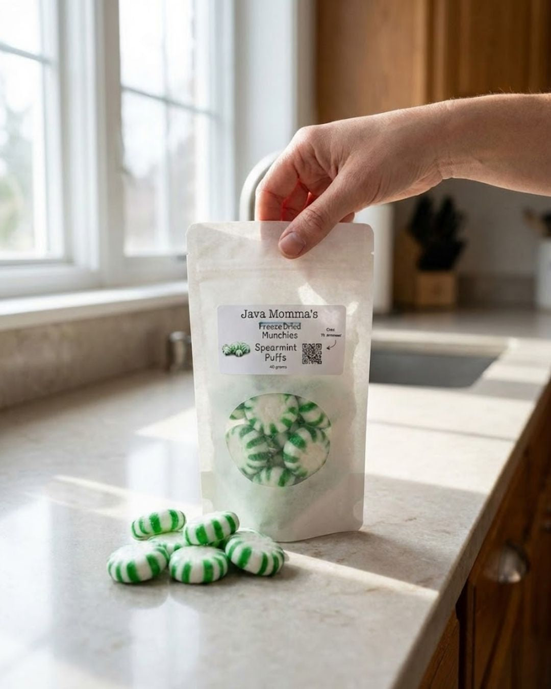 Spearmint Puffs – The Stripe That Snaps Back