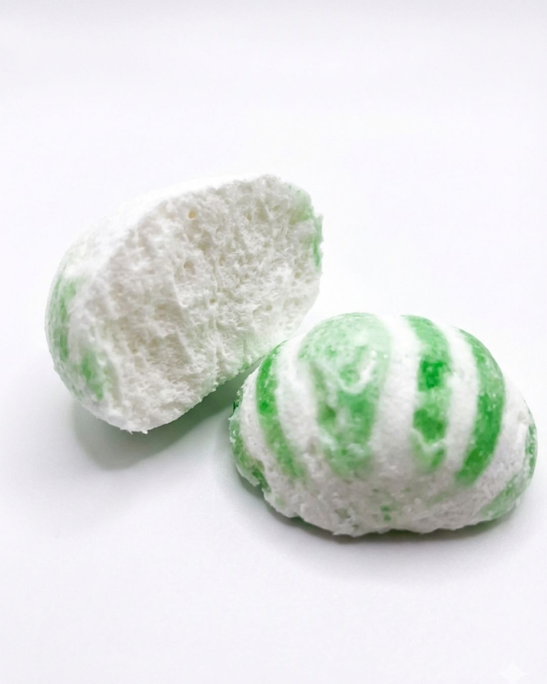 Spearmint Puffs – The Stripe That Snaps Back